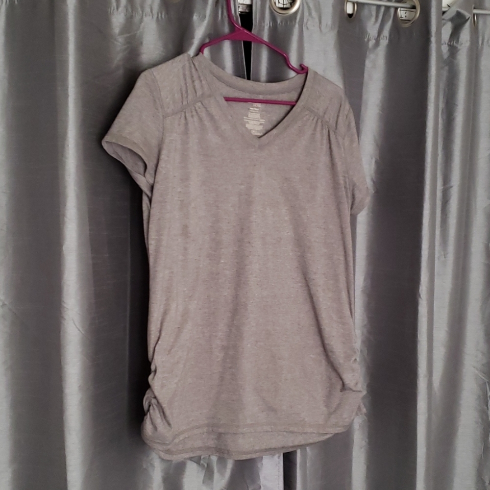Athletic shirt